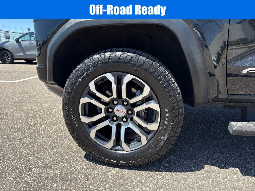 Used 2024 GMC Canyon AT4 w/ Canyon Safety Plus Package AWD/4WD image 21