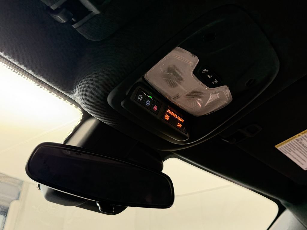 Used 2022 Chevrolet TrailBlazer RS FWD image 36