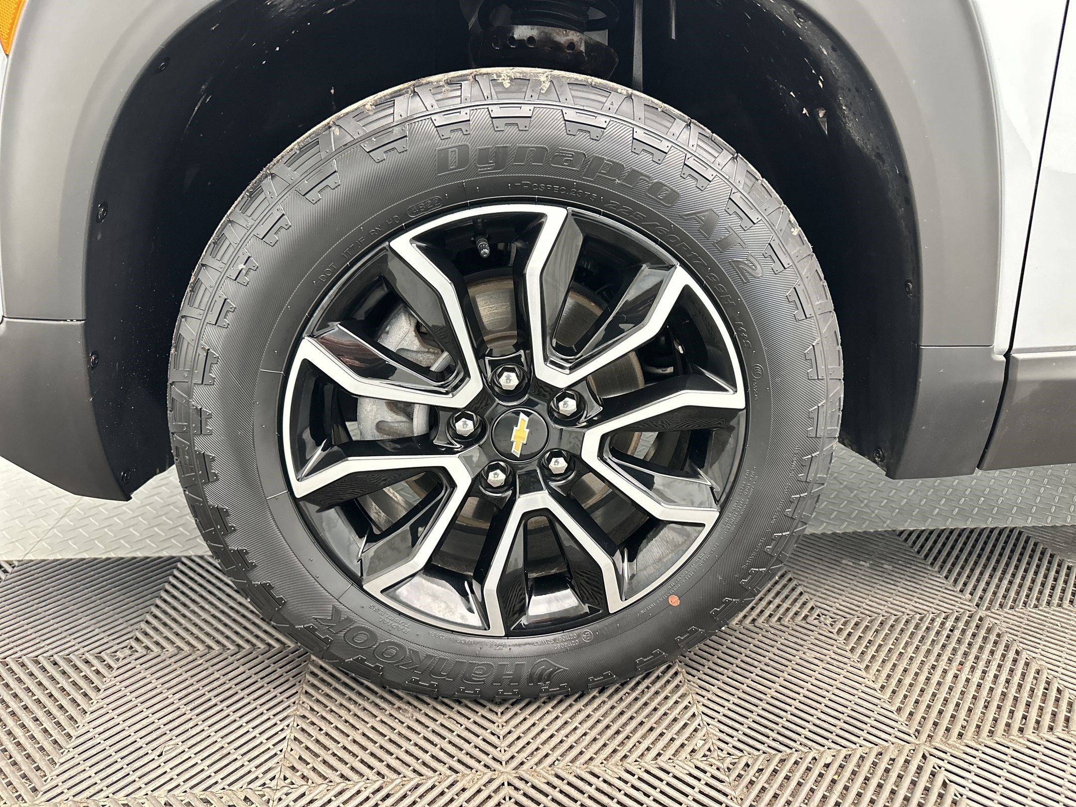Certified 2023 Chevrolet TrailBlazer ACTIV w/ Sun and Liftgate Package AWD/4WD image 11