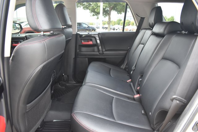 Used 2021 Toyota 4Runner TRD Off-Road Premium AWD/4WD image 15