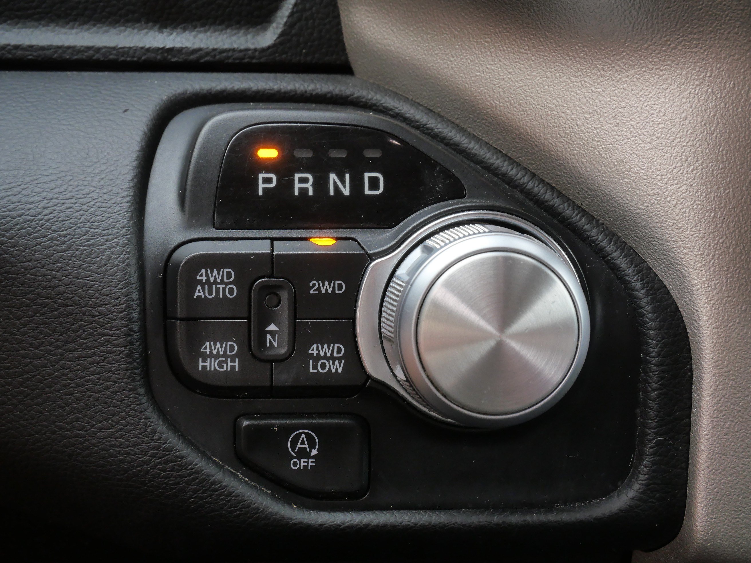 Used 2019 RAM 1500 Laramie AWD/4WD image 24