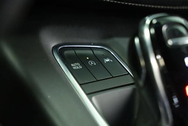 Used 2022 Cadillac Escalade ESV Sport Platinum AWD/4WD image 18