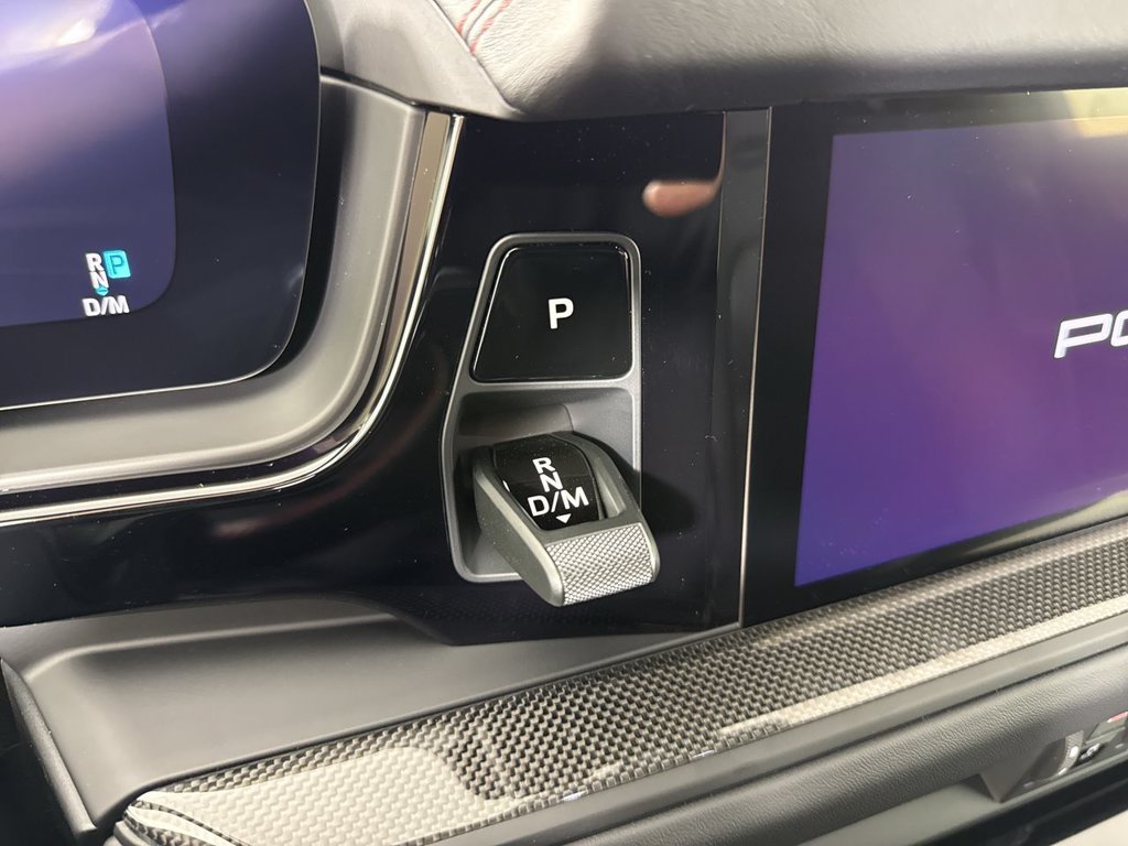 New 2026 Porsche Cayenne GTS AWD/4WD image 32