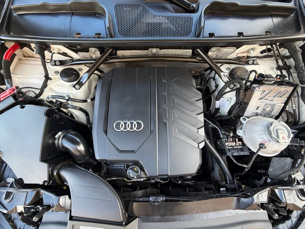 Used 2021 Audi Q5 2.0T Premium Plus AWD/4WD image 9