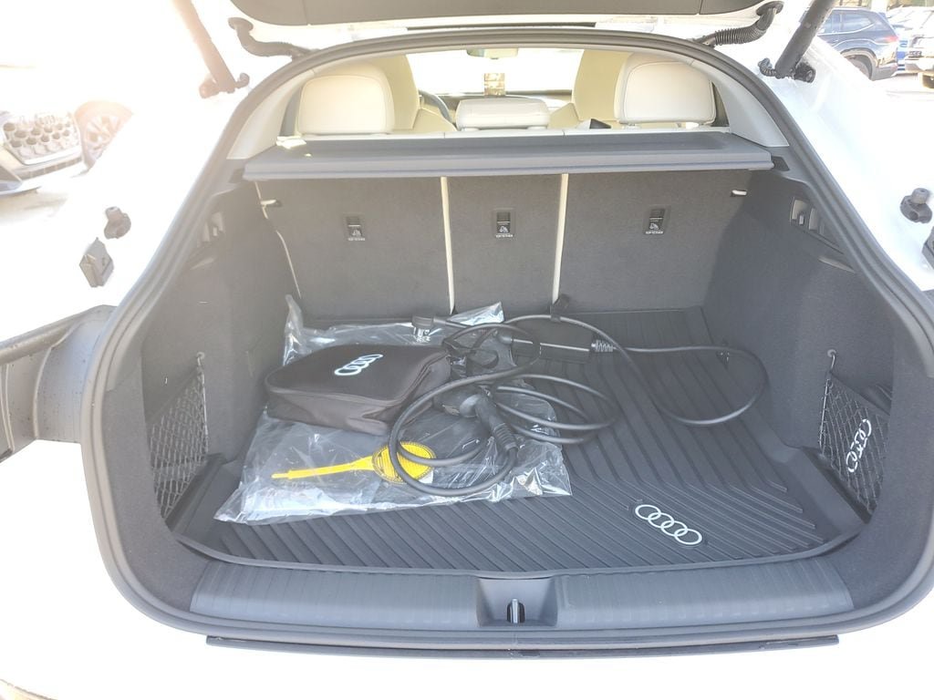 New 2027 Audi Q6 e-tron Premium Plus AWD/4WD image 15