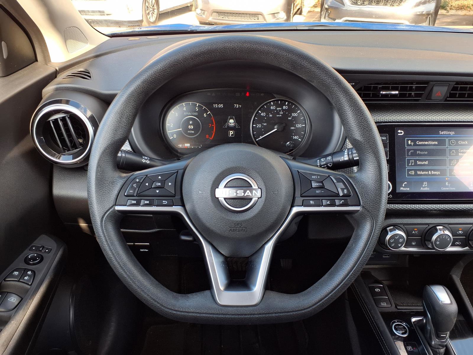 Used 2023 Nissan Kicks SV image 14