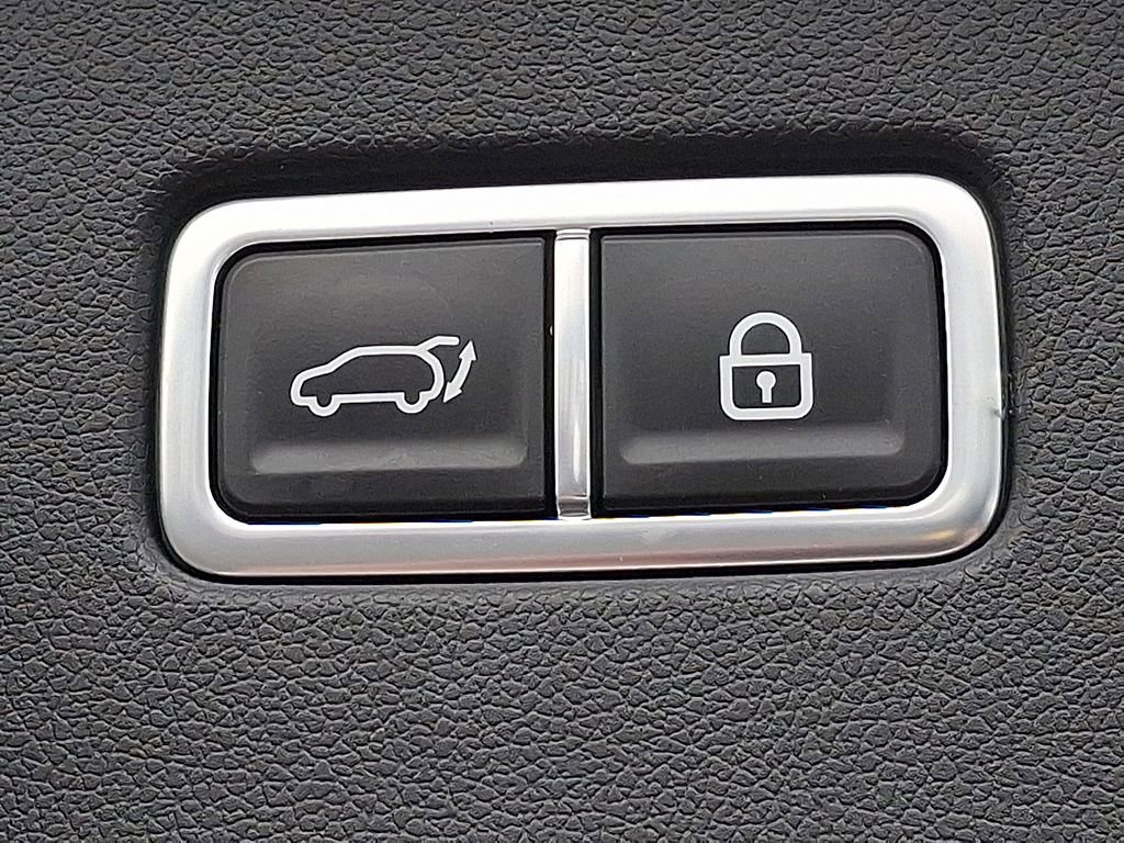 Certified 2023 Kia Sorento SX AWD/4WD image 30