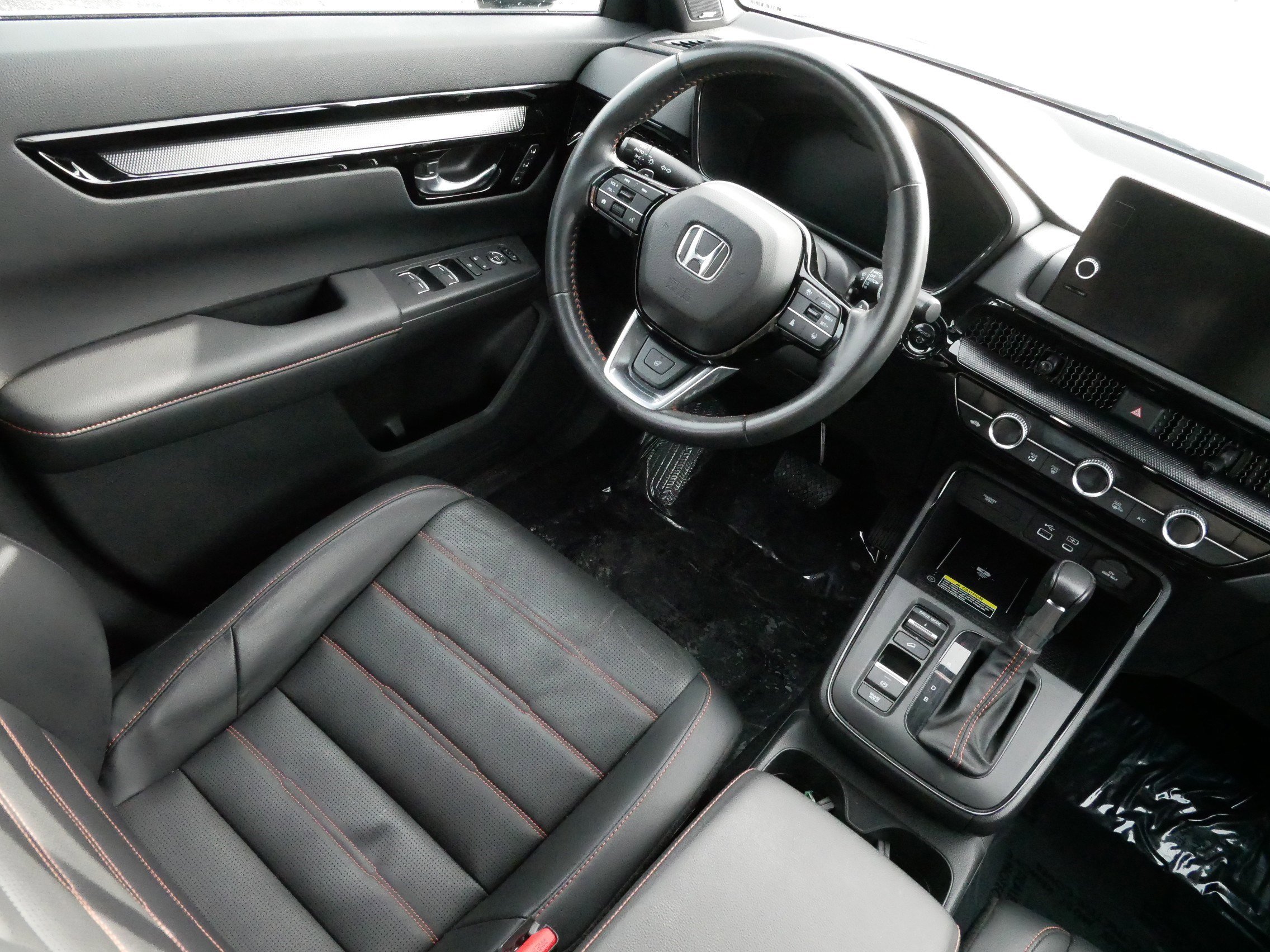 Used 2023 Honda CR-V Sport Touring image 9