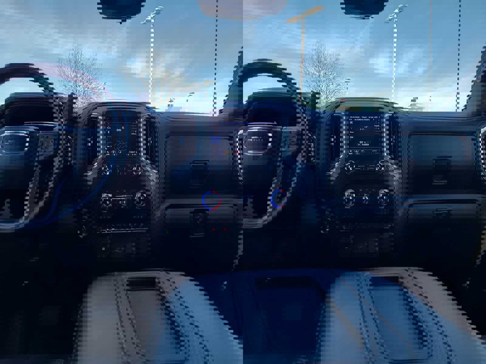 Used 2022 GMC Sierra 3500 Denali w/ Technology Package image 18