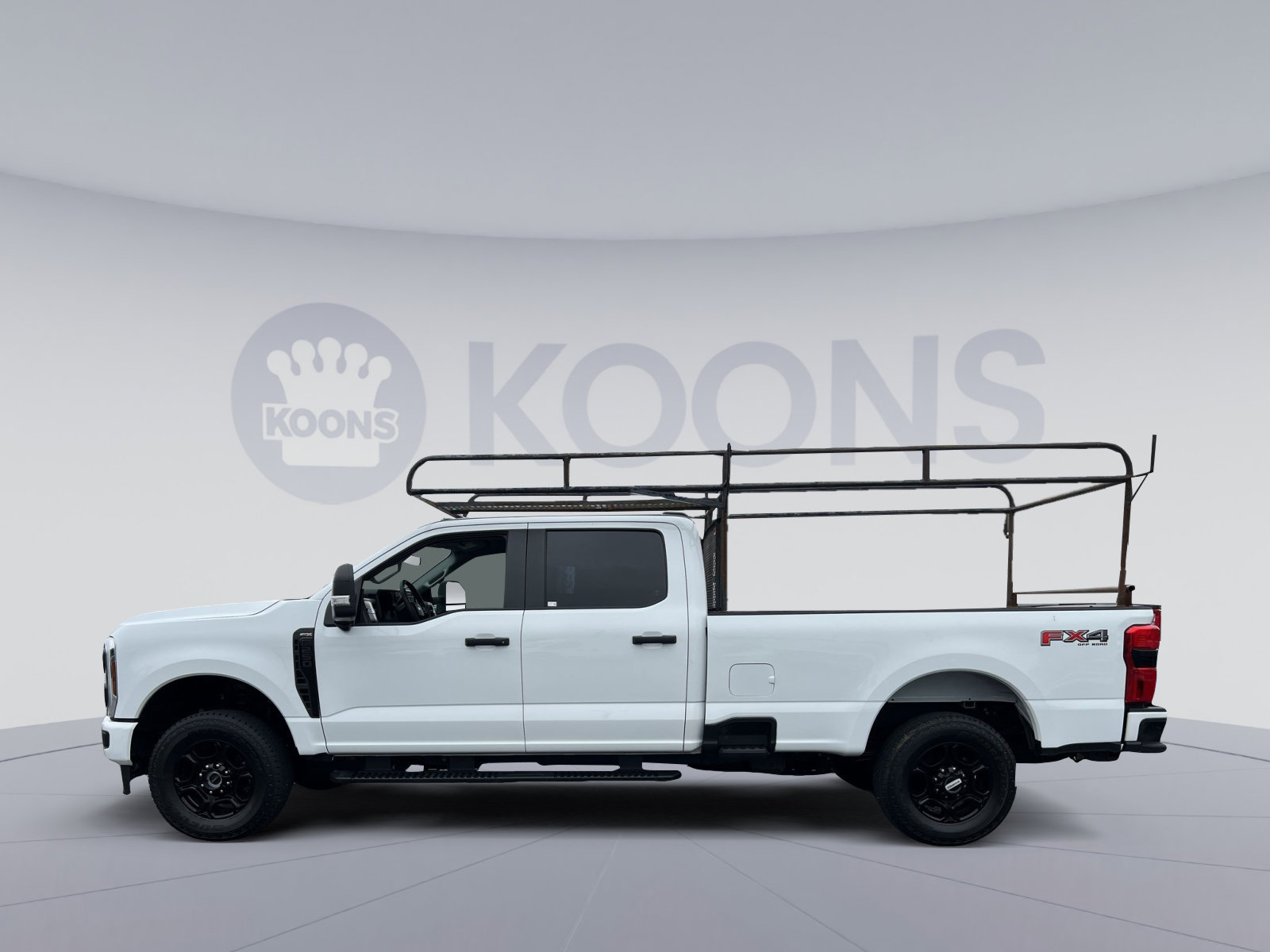 Used 2024 Ford F250 XL w/ STX Appearance Package AWD/4WD image 2