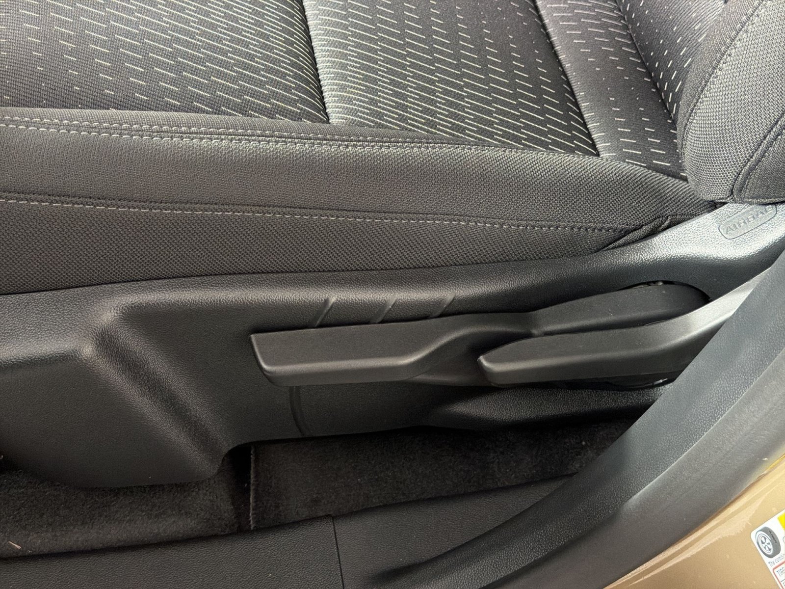 New 2027 Chevrolet Equinox LT w/ Safety and Technology Package AWD/4WD image 14