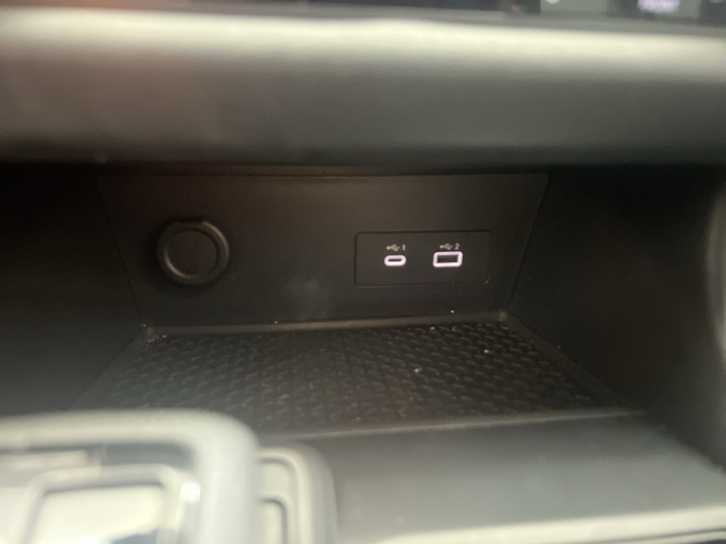 Used 2024 Nissan Pathfinder S image 22