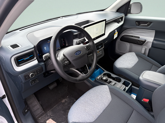 Used 2025 Ford Maverick XLT w/ XLT Luxury Package AWD/4WD image 4