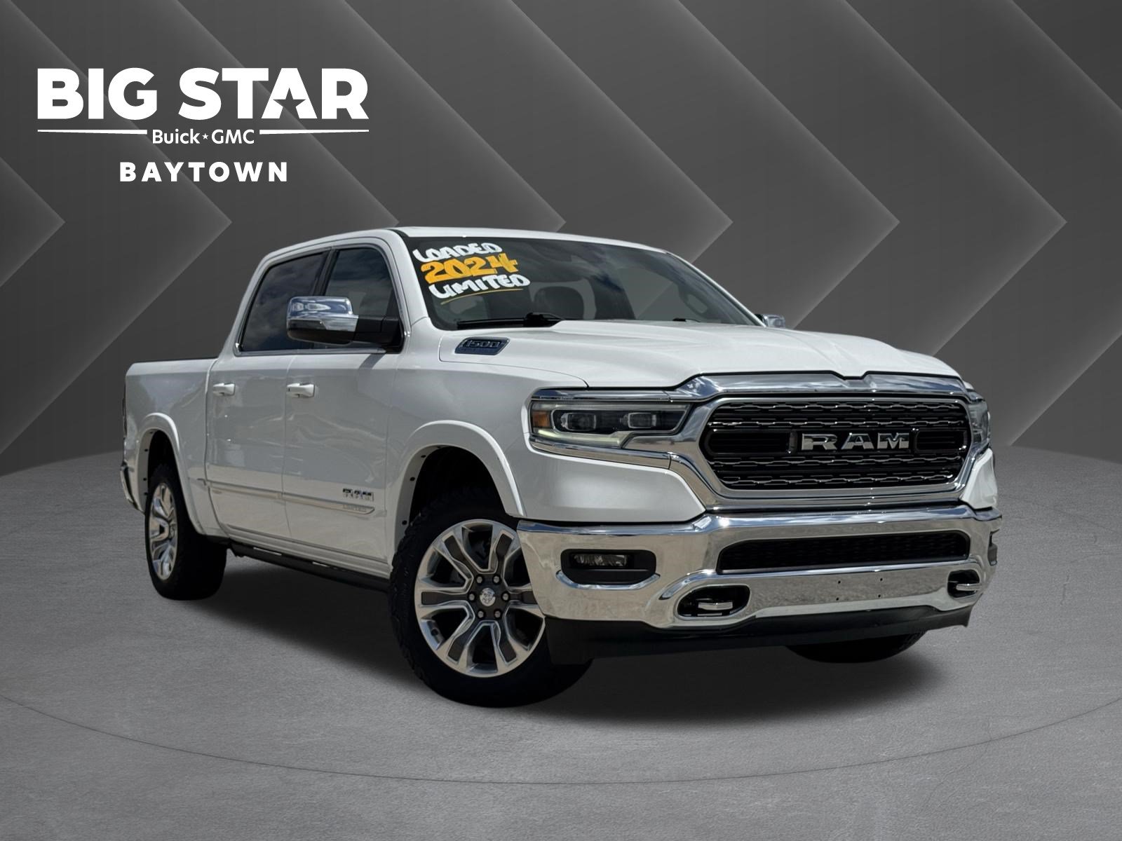 Used 2024 RAM 1500 Limited AWD/4WD image 1