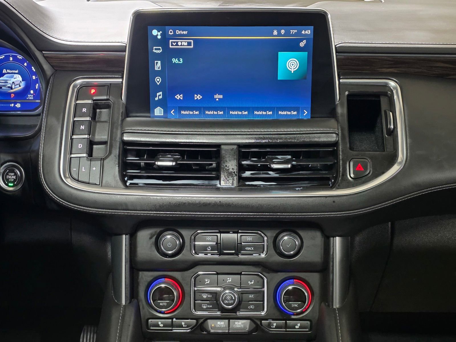 Used 2022 Chevrolet Tahoe LT w/ Luxury Package image 28