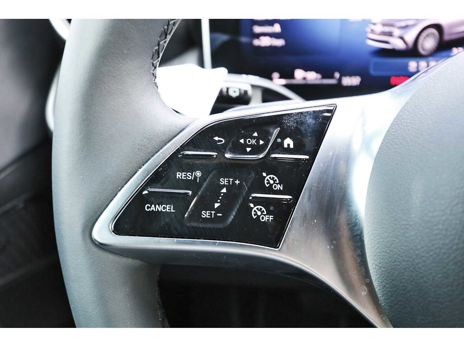 Used 2025 Mercedes-Benz GLC 300 image 15