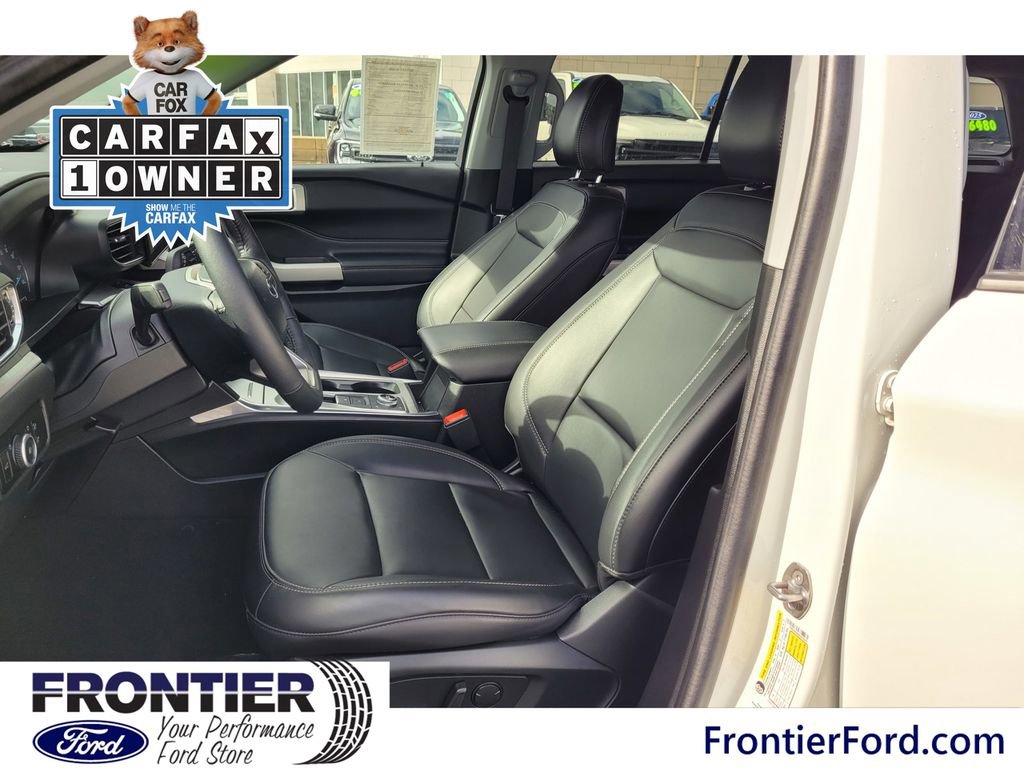 Used 2024 Ford Explorer XLT w/ Equipment Group 202A image 13