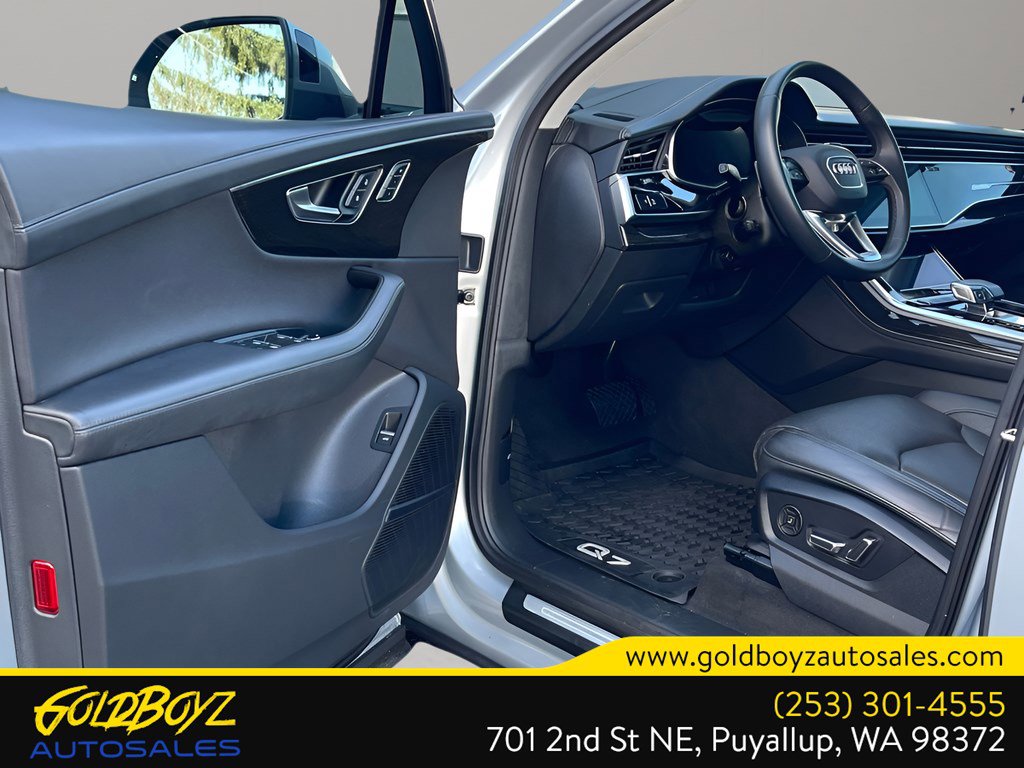 Used 2023 Audi Q7 3.0T Prestige image 11