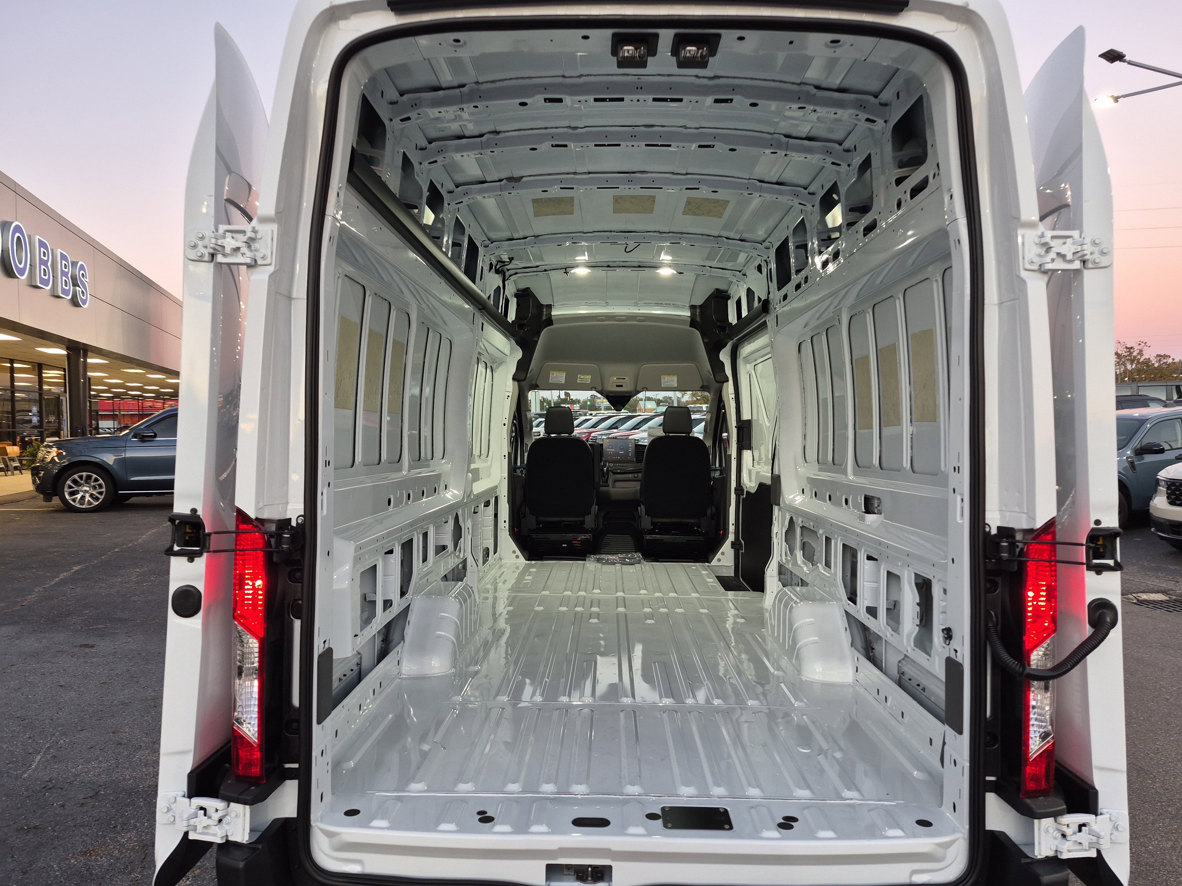 New 2026 Ford Transit 250 148 High Roof Extended image 10