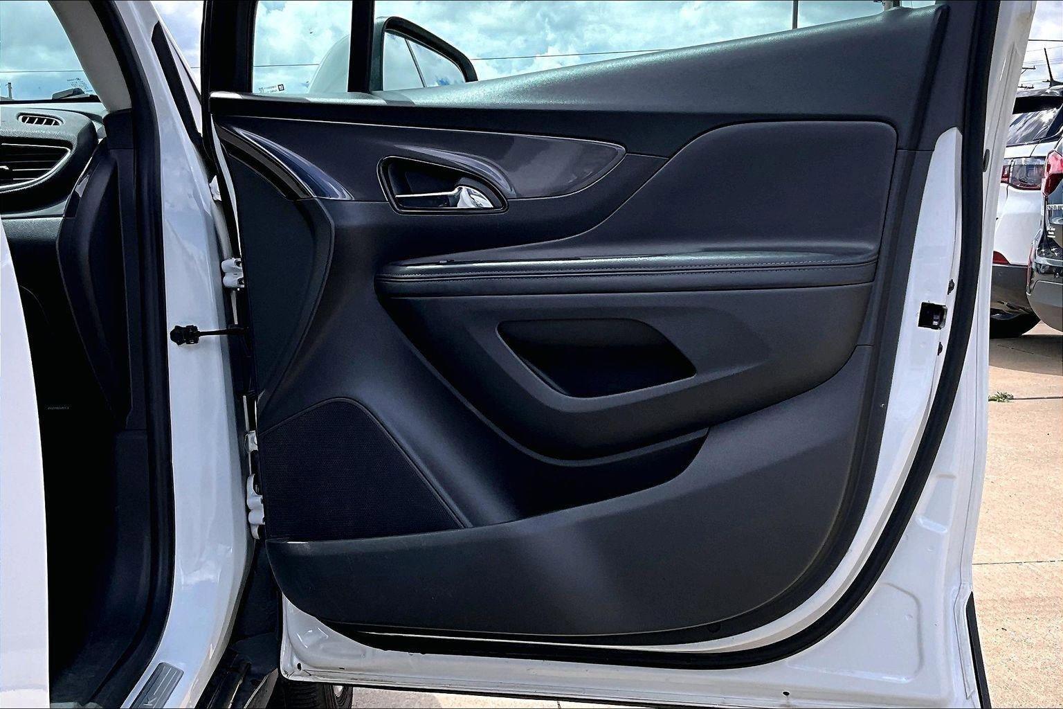 Used 2019 Buick Encore Preferred FWD image 29