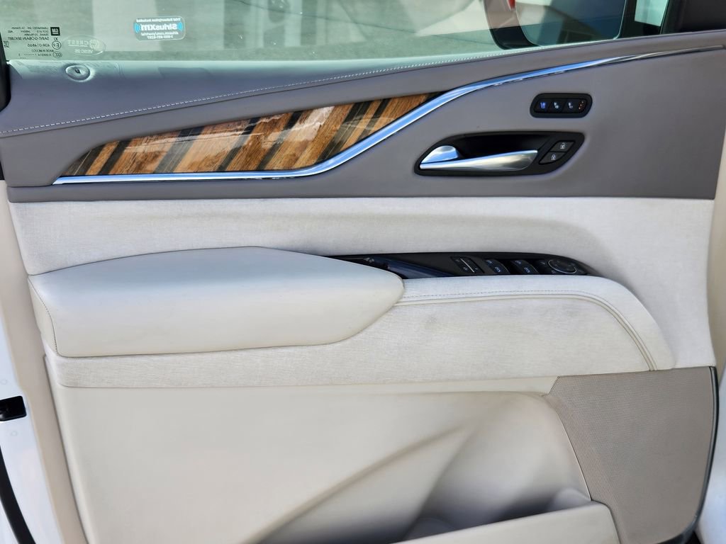 Used 2021 Cadillac Escalade Sport Platinum image 6
