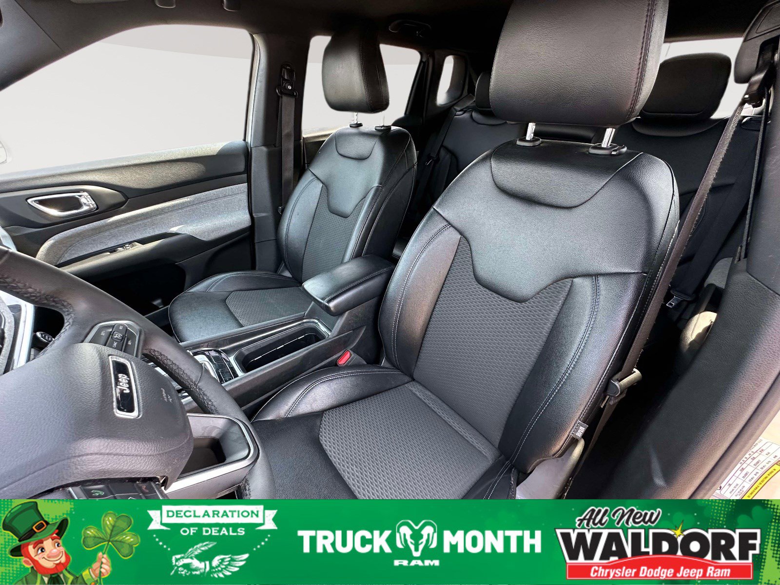 Used 2024 Jeep Compass Latitude image 18