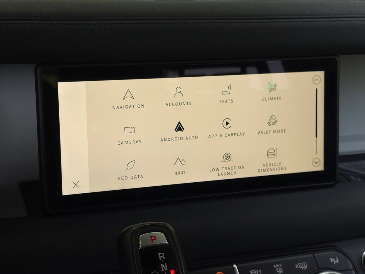Used 2023 Land Rover Defender 90 S AWD/4WD image 33