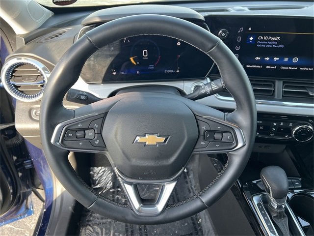 Certified 2024 Chevrolet Trax LT w/ Driver Confidence Package image 11