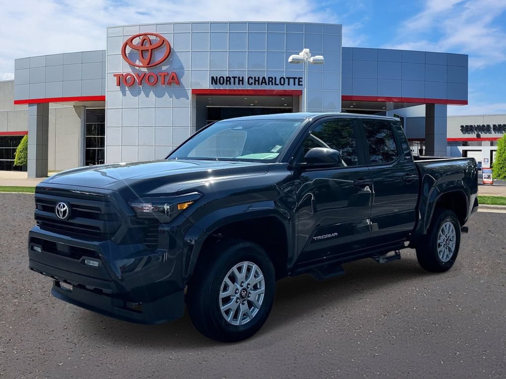 Used 2024 Toyota Tacoma SR5 AWD/4WD image 4