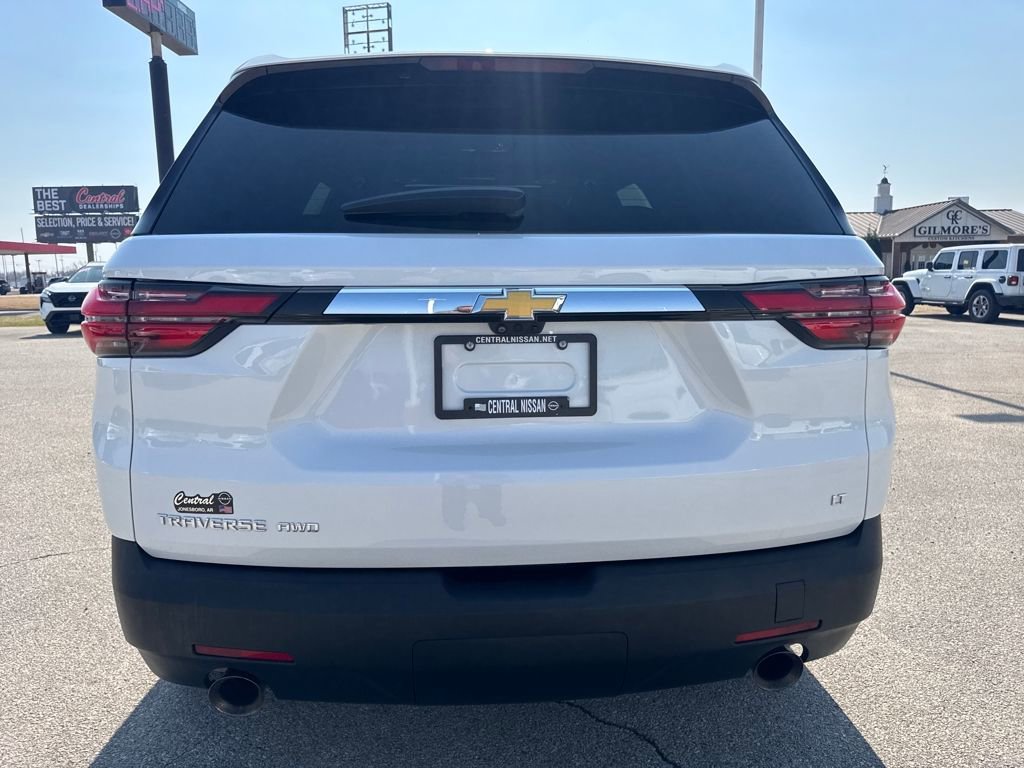 Used 2023 Chevrolet Traverse LT w/ LT Premium Package AWD/4WD image 5