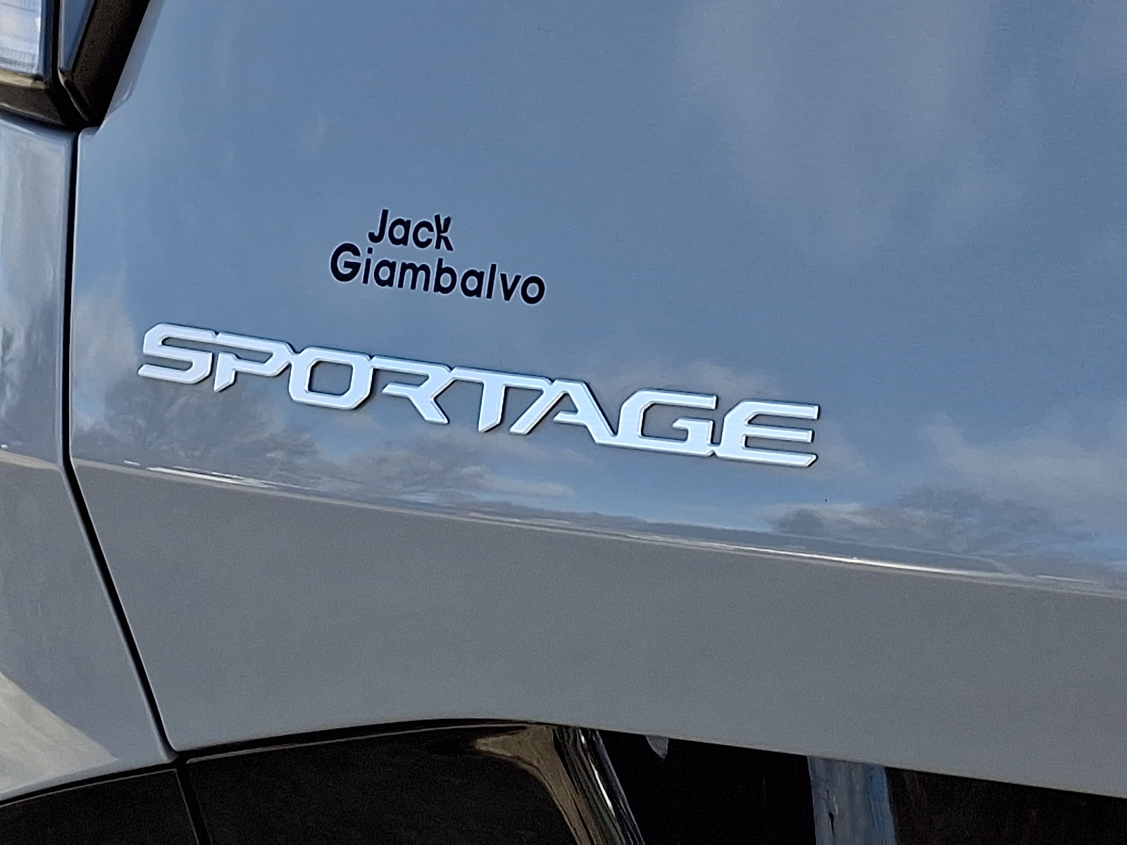 Used 2024 Kia Sportage SX image 31