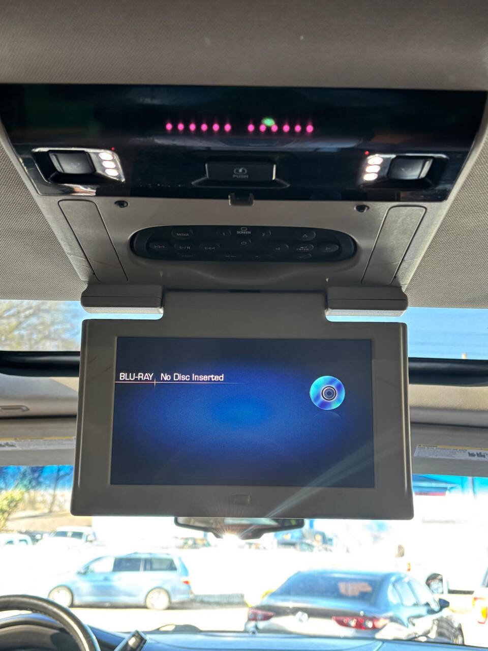 Used 2016 Cadillac Escalade ESV Premium image 30