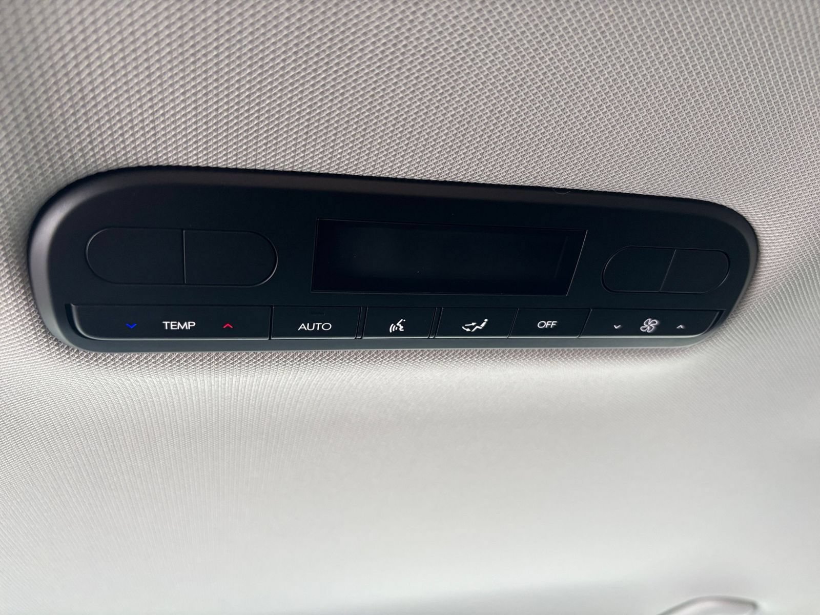 Used 2026 Hyundai Palisade SEL FWD image 25
