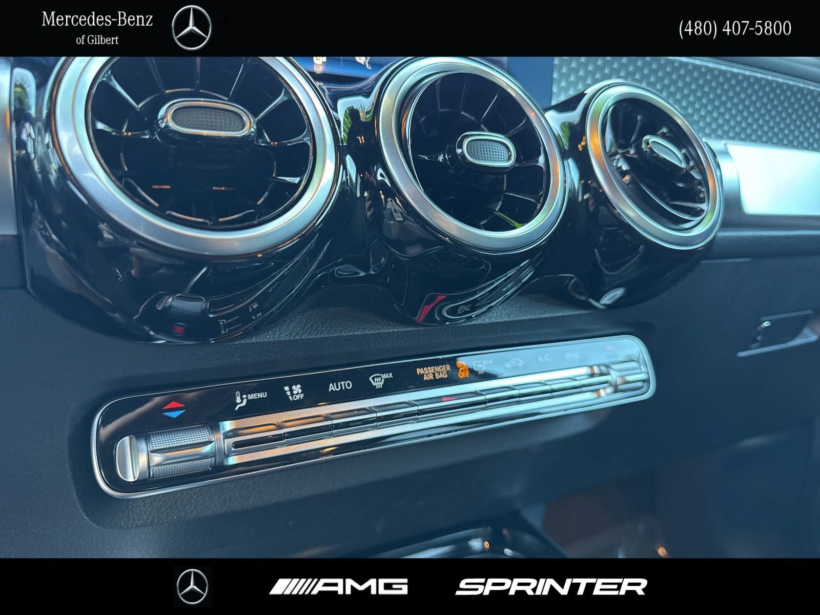 Used 2025 Mercedes-Benz GLB 250 image 26