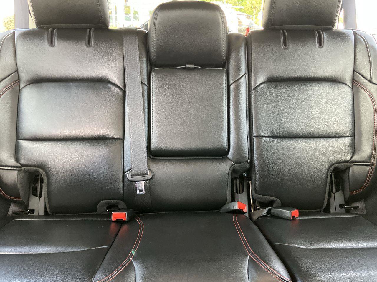 Used 2023 Jeep Wrangler Unlimited Rubicon w/ Steel Bumper Group AWD/4WD image 32