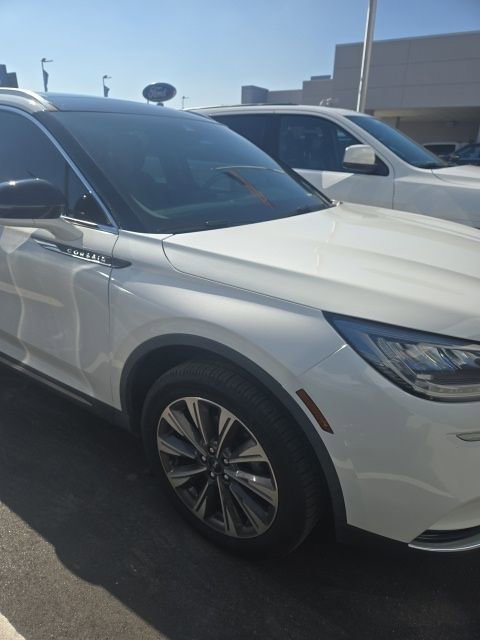 Used 2020 Lincoln Corsair Reserve w/ Elements Package image 3