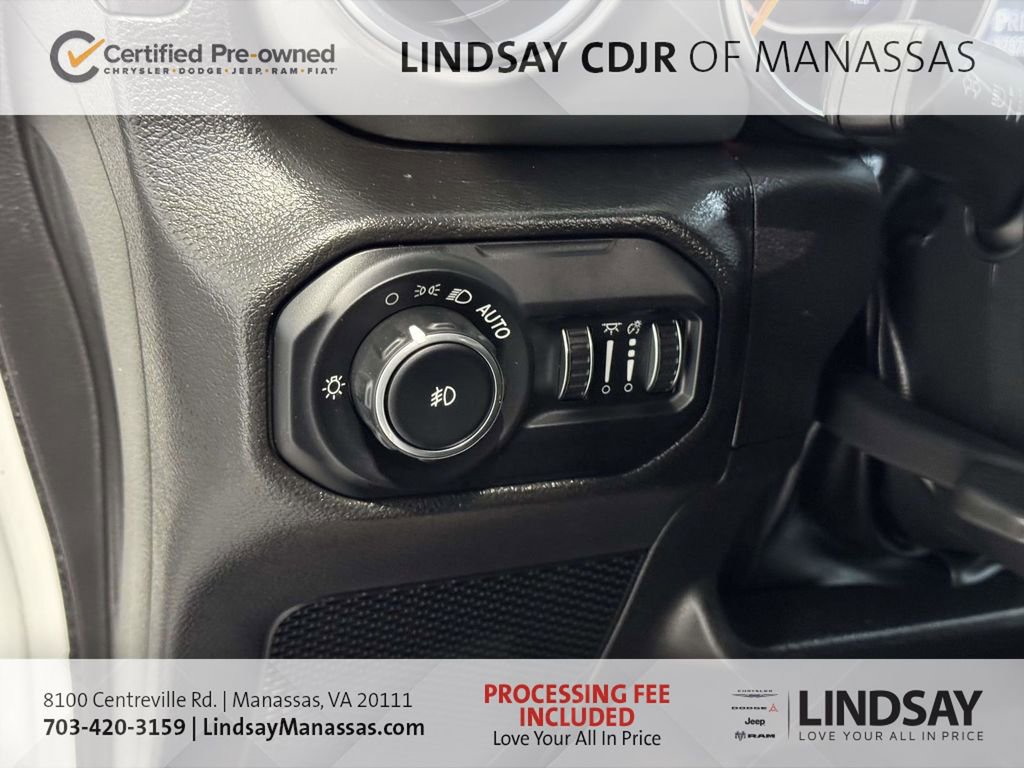 Certified 2022 Jeep Wrangler Unlimited Sahara w/ Cold Weather Group AWD/4WD image 29