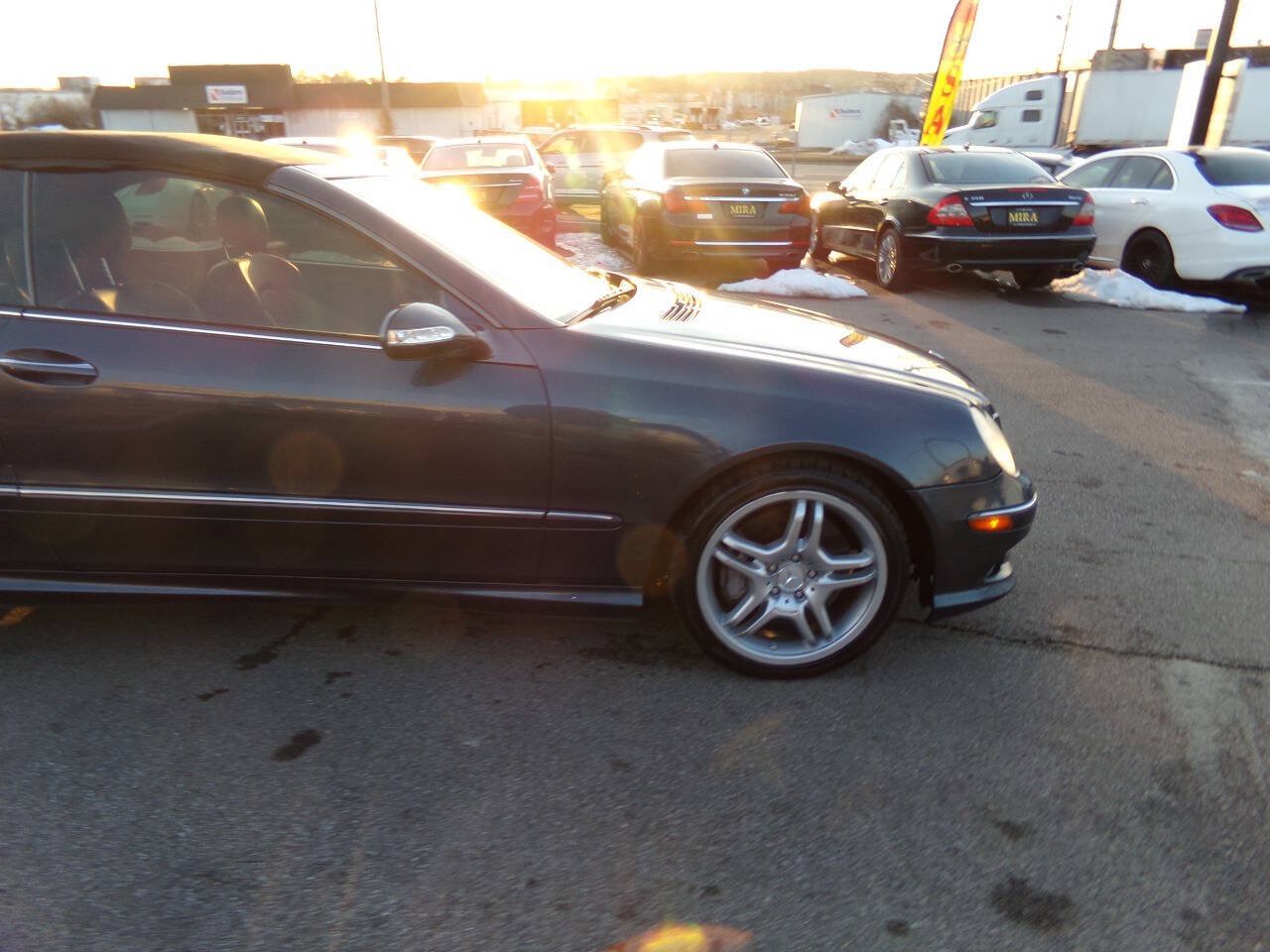Used 2009 Mercedes-Benz CLK 550 Cabriolet w/ Premium I Pkg image 51