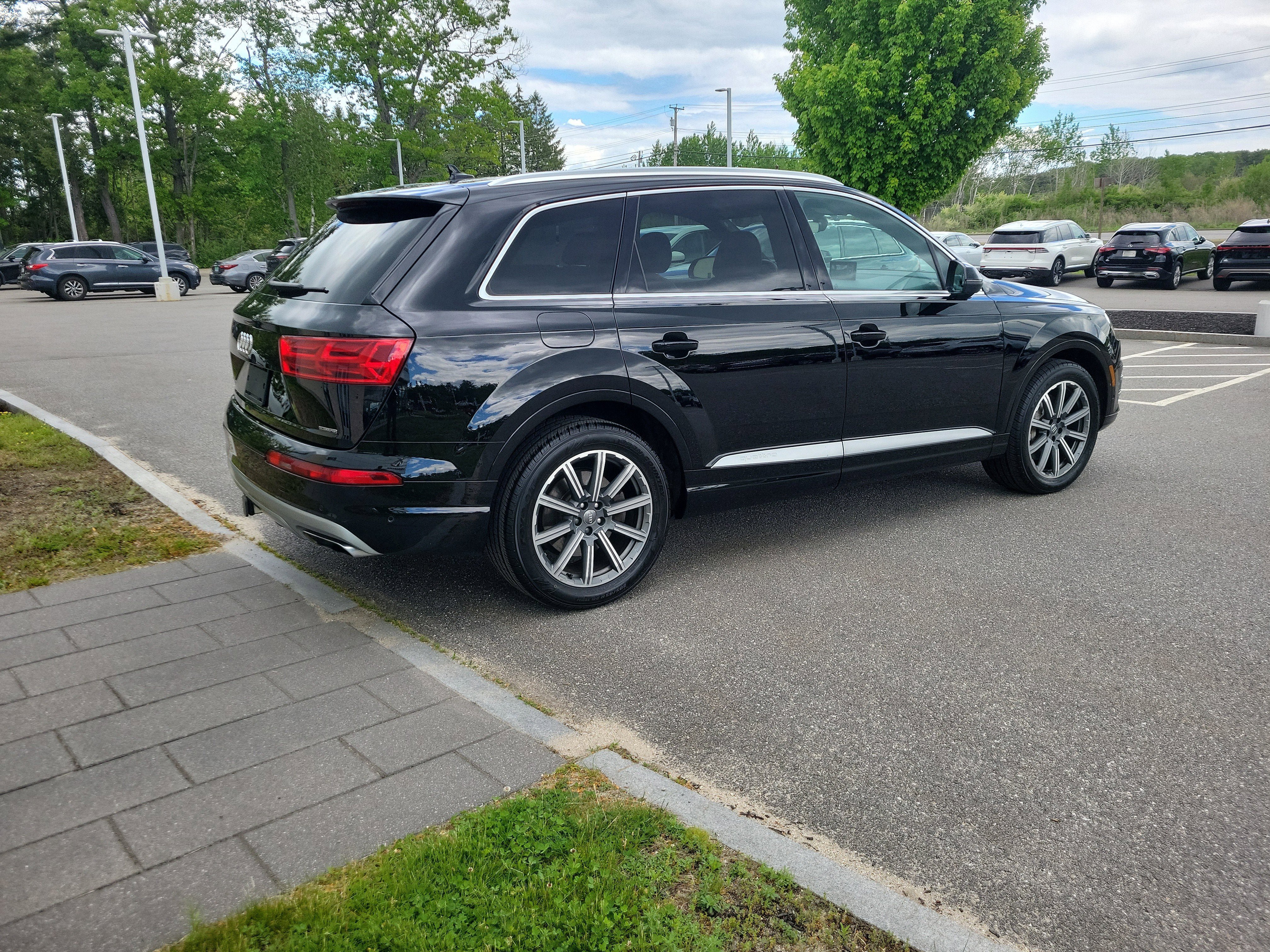 Used 2019 Audi Q7 2.0T Premium Plus w/ Premium Plus Package AWD/4WD image 7