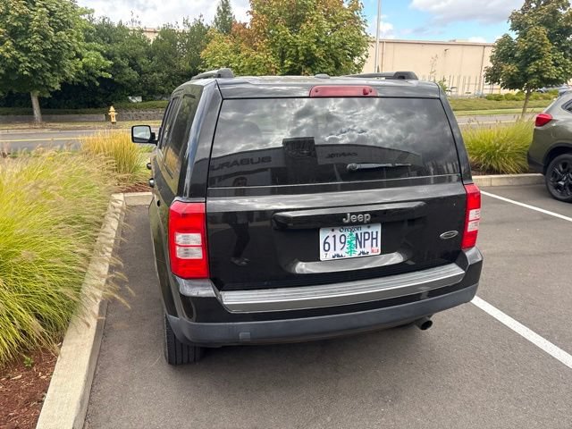 Used 2016 Jeep Patriot Sport FWD image 5