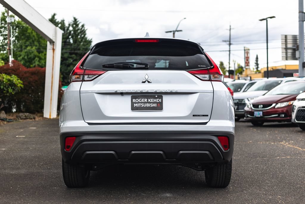 New 2026 Mitsubishi Eclipse Cross LE AWD/4WD image 8
