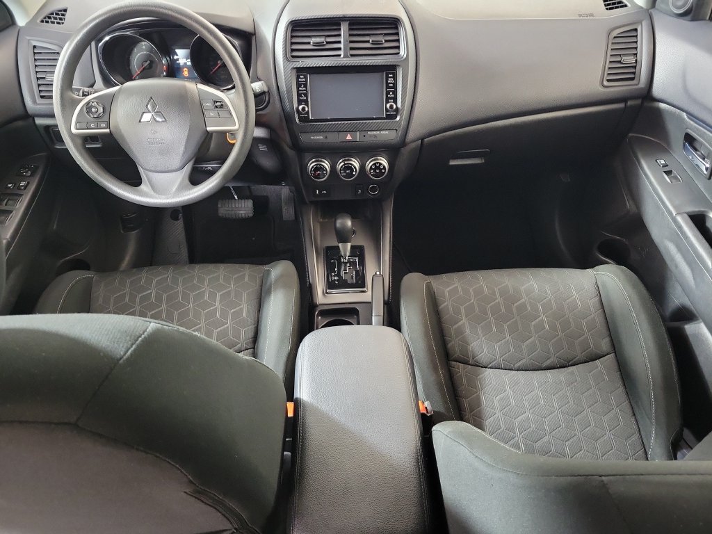 Used 2025 Mitsubishi Outlander Sport AWD image 14