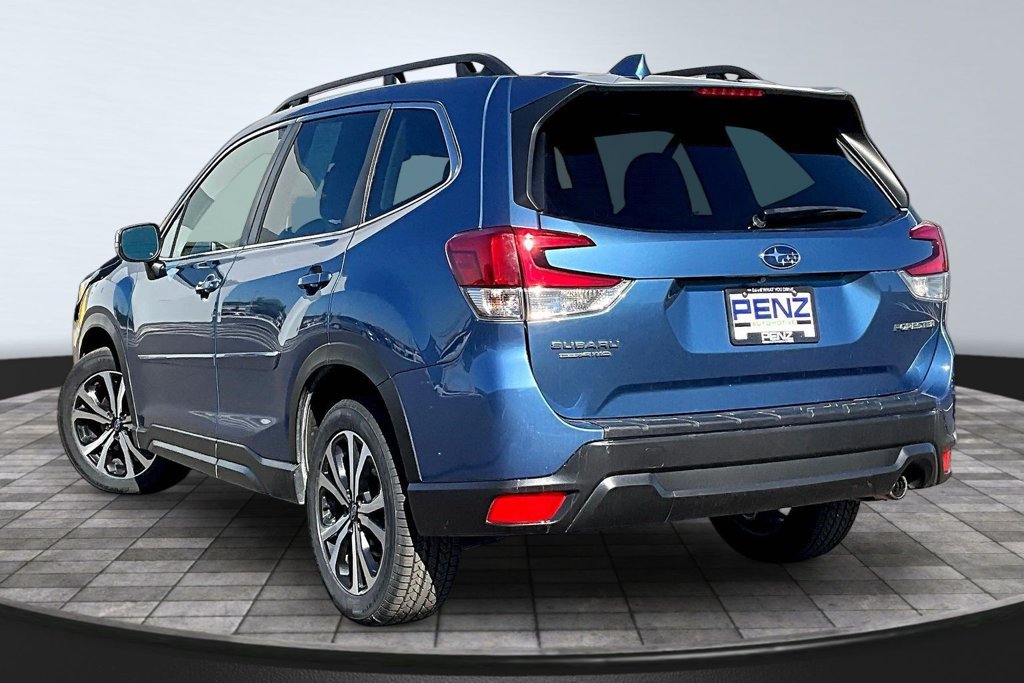 Used 2023 Subaru Forester Limited AWD/4WD image 4