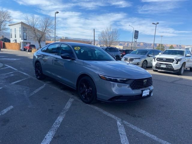 Used 2025 Honda Accord SE image 3