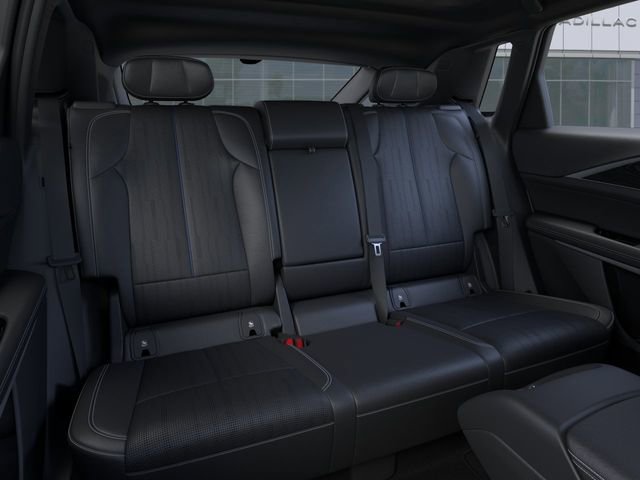 New 2026 Cadillac Lyriq Luxury AWD/4WD image 17