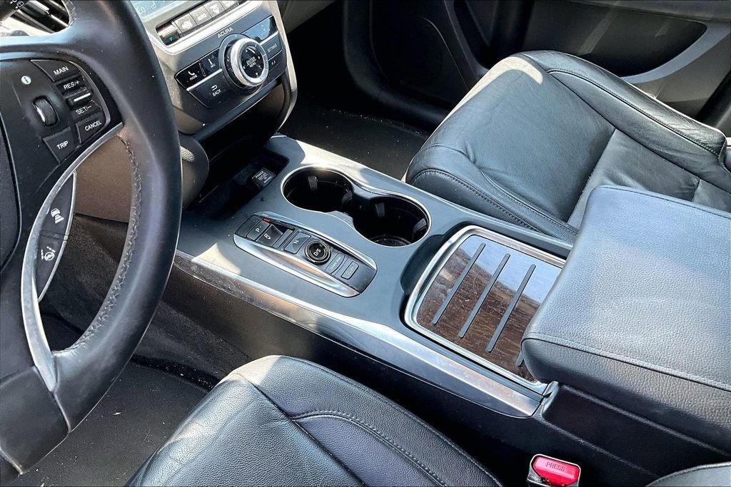 Used 2020 Acura MDX FWD image 17