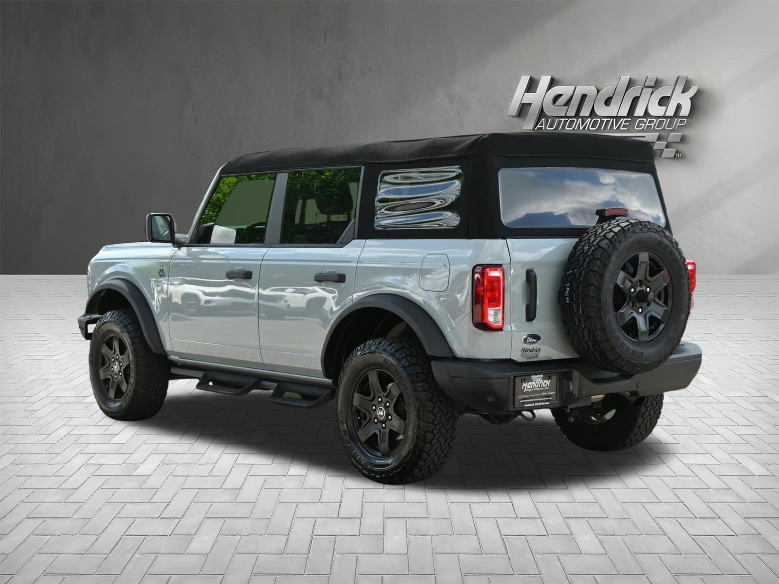 Used 2024 Ford Bronco Black Diamond AWD/4WD image 8