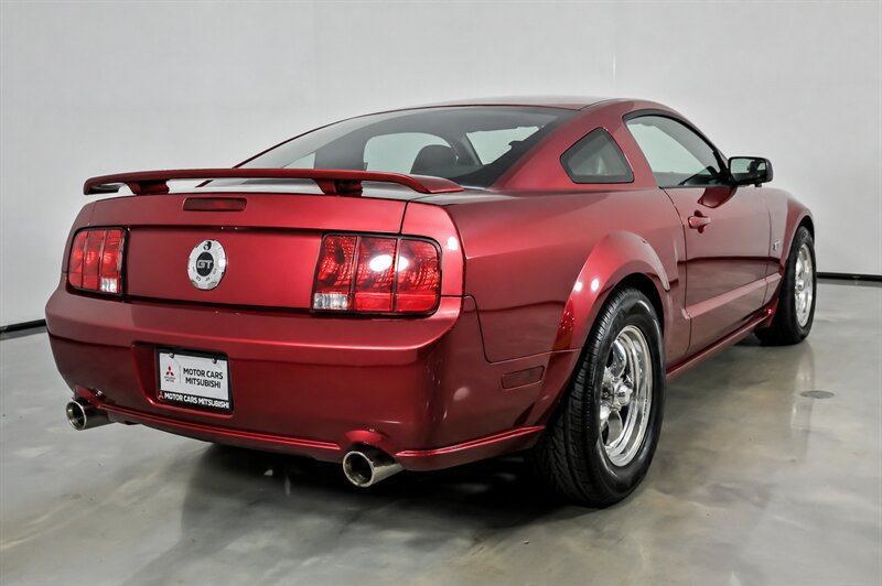 Used 2007 Ford Mustang GT Premium RWD image 8