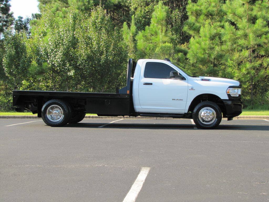Used 2022 RAM 3500 Tradesman RWD image 4