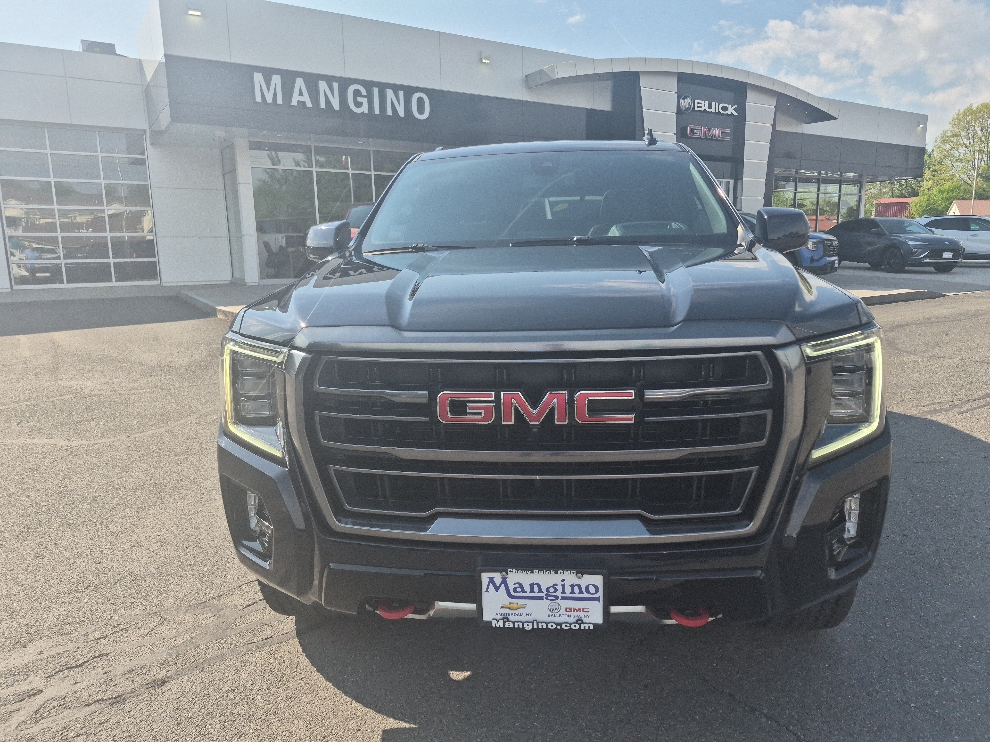 Certified 2021 GMC Yukon AT4 w/ Technology Package AWD/4WD image 9